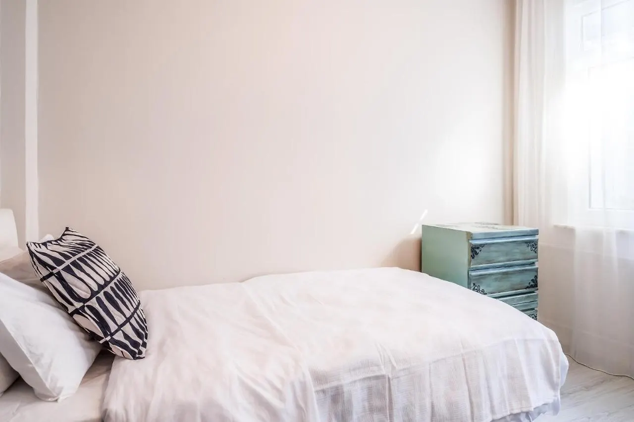 Centrally Located Flat In Besiktas Apartment Istanbul